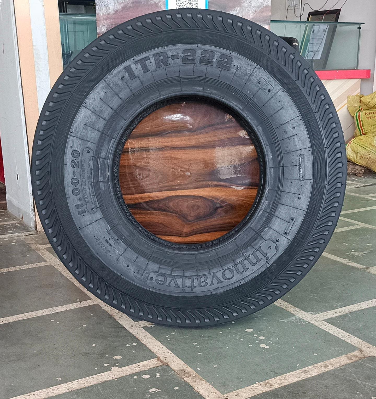 Crane Tyre